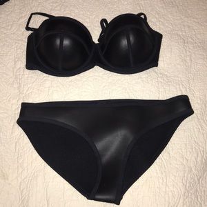 NEVER BEEN WORN BLACK LEATHER Triangl Bikini Set